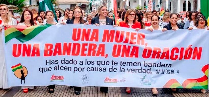 Bolivia celebra los derechos de la mujer como “creación de Dios”